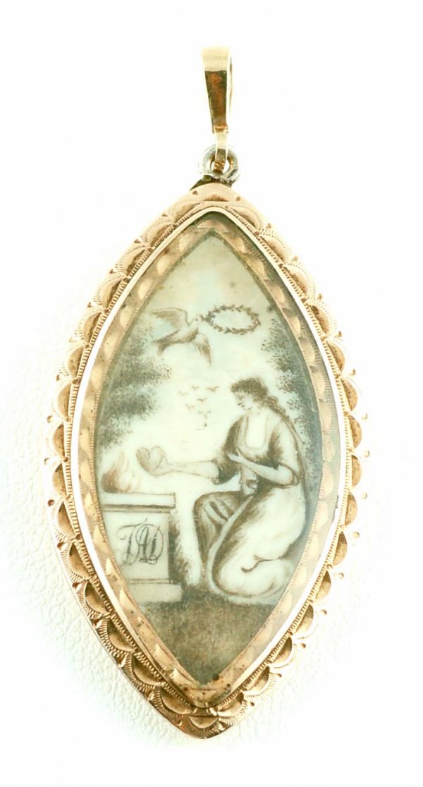 Appraisal: Georgian mourning pendant In approx K yellow gold with engraved