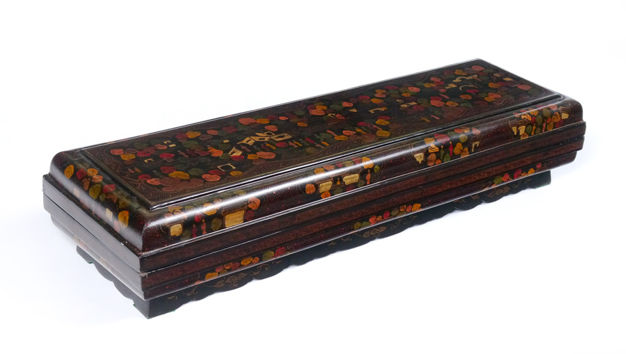 Appraisal: CHINESE LACQUERED FOOD STORAGE BOX Elongated rectangular covered box black