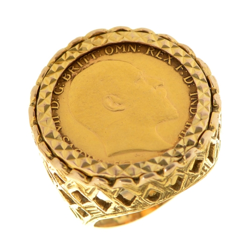 Appraisal: Gold Coin Half sovereign in ct gold ring g