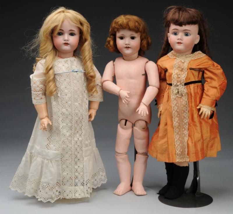 Appraisal: Lot of German Bisque Girls Description Germany Ca One doll