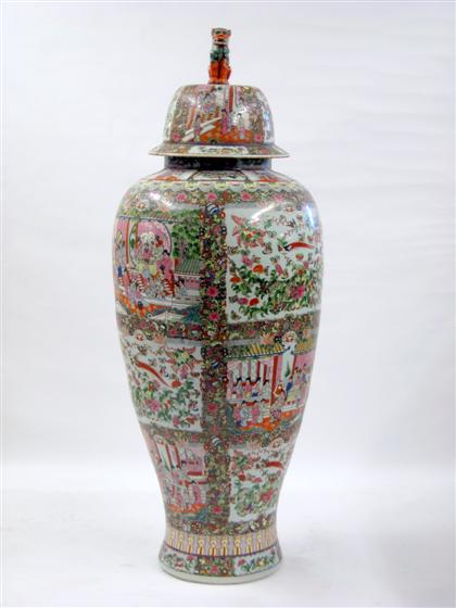 Appraisal: Large Chinese Famille rose porcelain covered vase th century