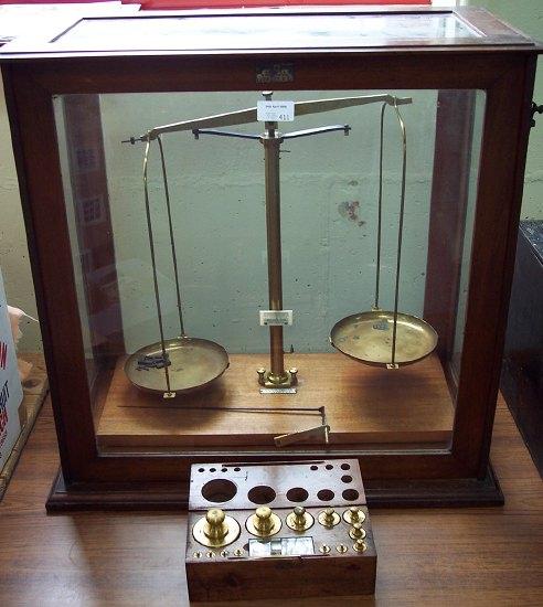 Appraisal: A set of balance scales by Townson Mercier in a