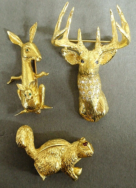 Appraisal: - Three k gold and small gemstone pins- kangaroo stag