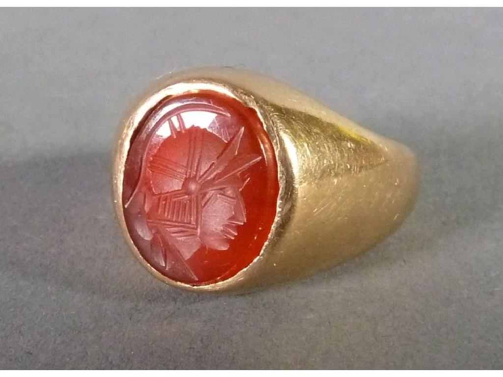 Appraisal: ct GOLD SIGNET RING set with an oval cornelian intaglio