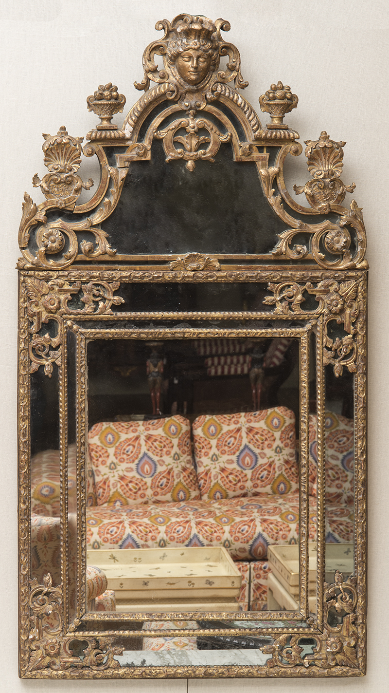 Appraisal: R GENCE CARVED GILTWOOD MIRROR The rectangular plate with two