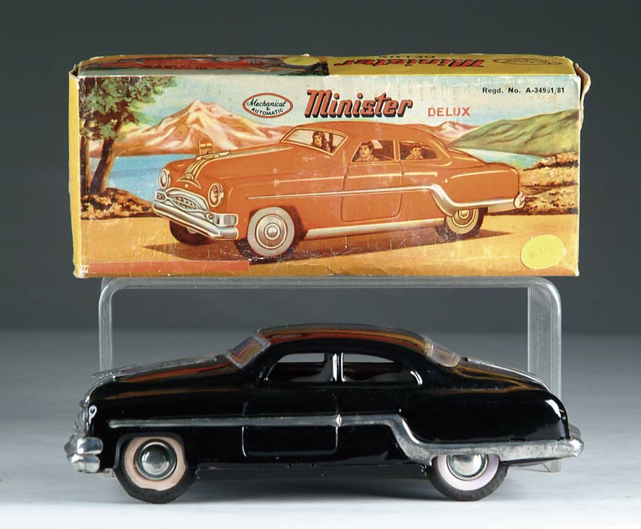 Appraisal: TIN MINISTER DELUXE AUTO IN BOX This tin auto painted