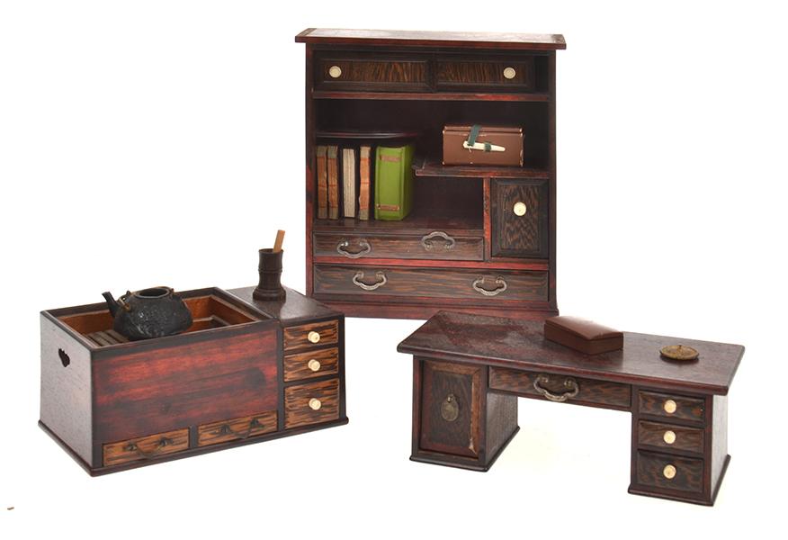 Appraisal: THREE JAPANESE MEIJI DOLLS HOUSE FURNITURE PIECES AND ACCESSORIES