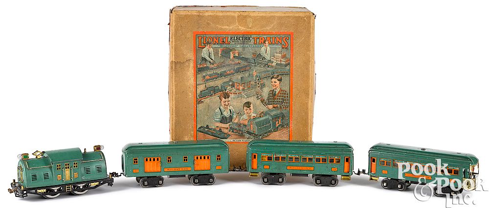 Appraisal: Lionel four-piece train set Lionel four-piece train set standard gauge