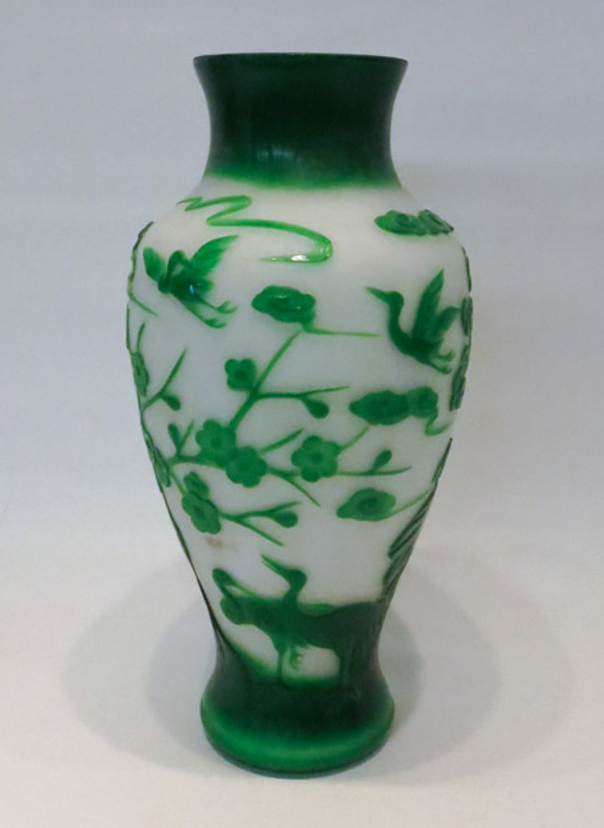 Appraisal: CHINESE PEKING GLASS VASE green flying phoenix and tree motif