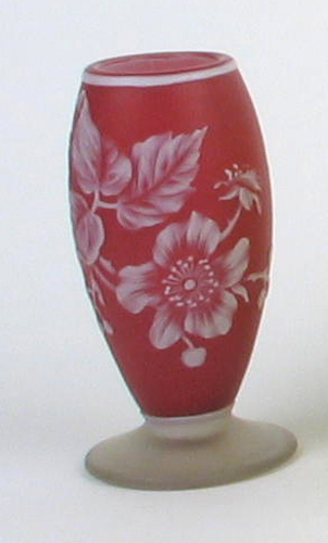 Appraisal: THOMAS WEBB CAMEO GLASS MINIATURE VASE TOOTHPICK The cranberry red