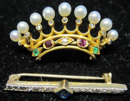 Appraisal: Yellow gold and pearl crown pin th century