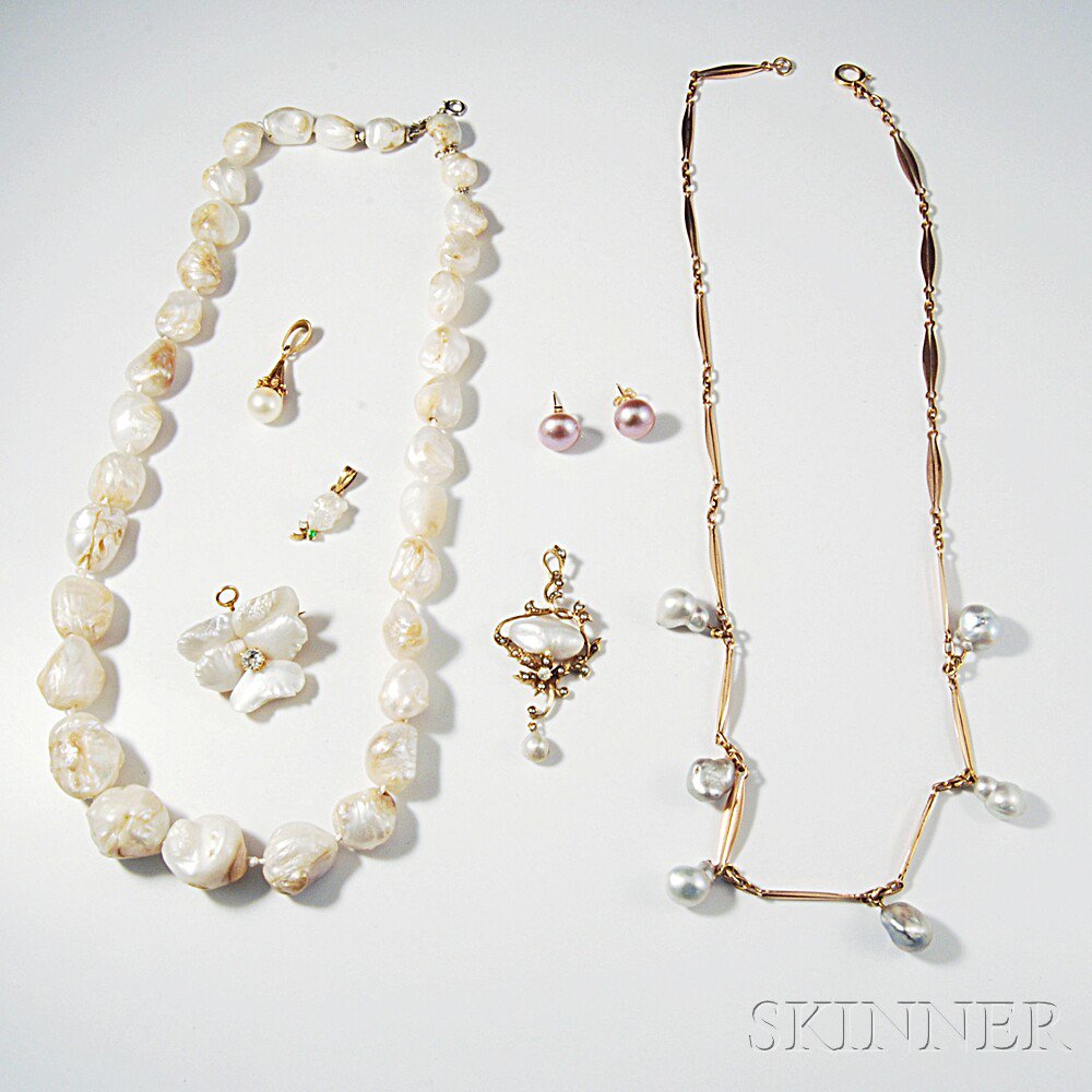 Appraisal: Group of Pearl Jewelry two necklaces one kt gold with