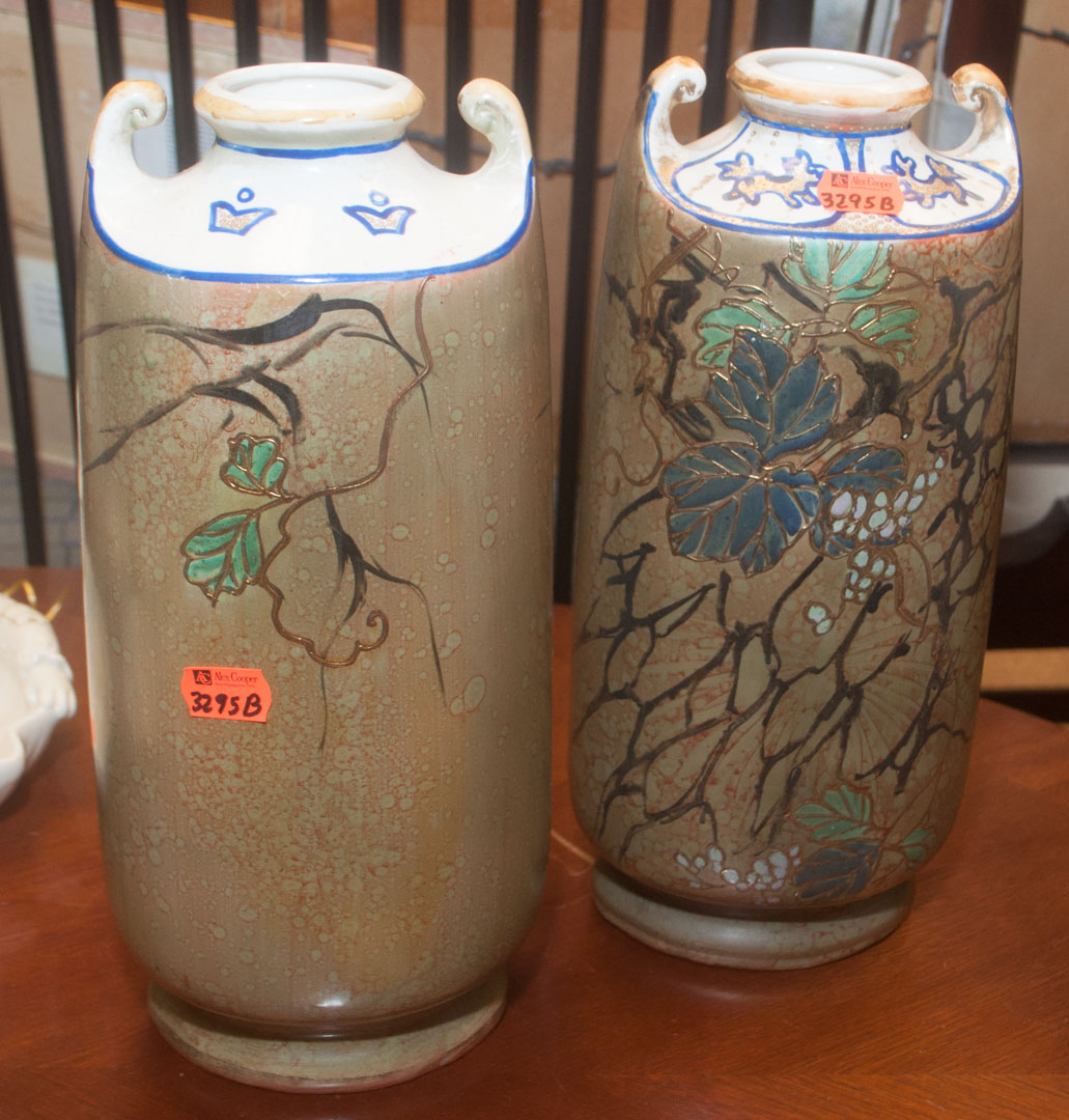 Appraisal: b Pair of oriental vases