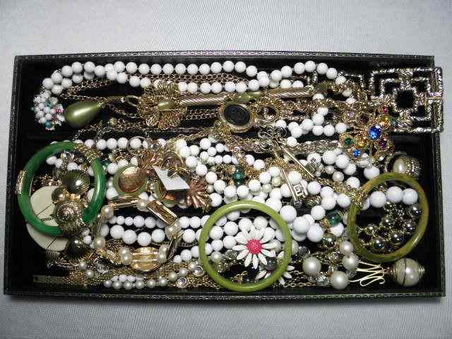 Appraisal: Lot of assorted ladies costume jewelry Brands such as Trifari