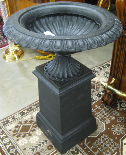 Appraisal: PAIR OF CAST IRON GARDEN PLANTERS American th century Each