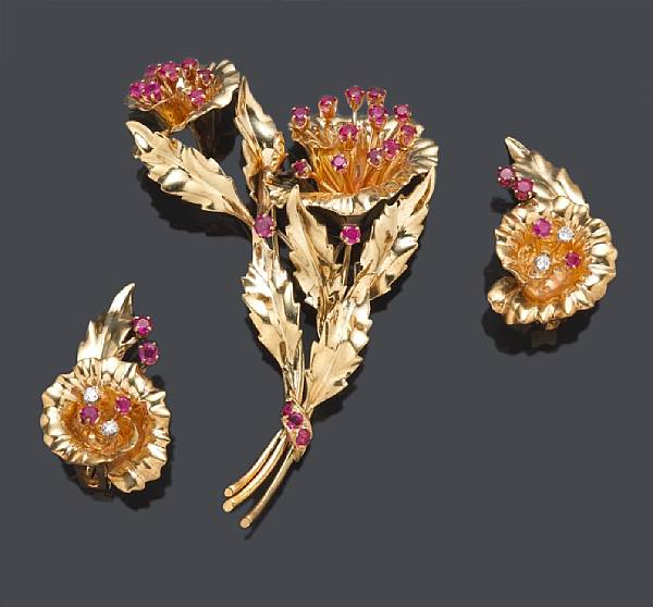 Appraisal: A retro ruby and diamond jewelry set circa comprising a