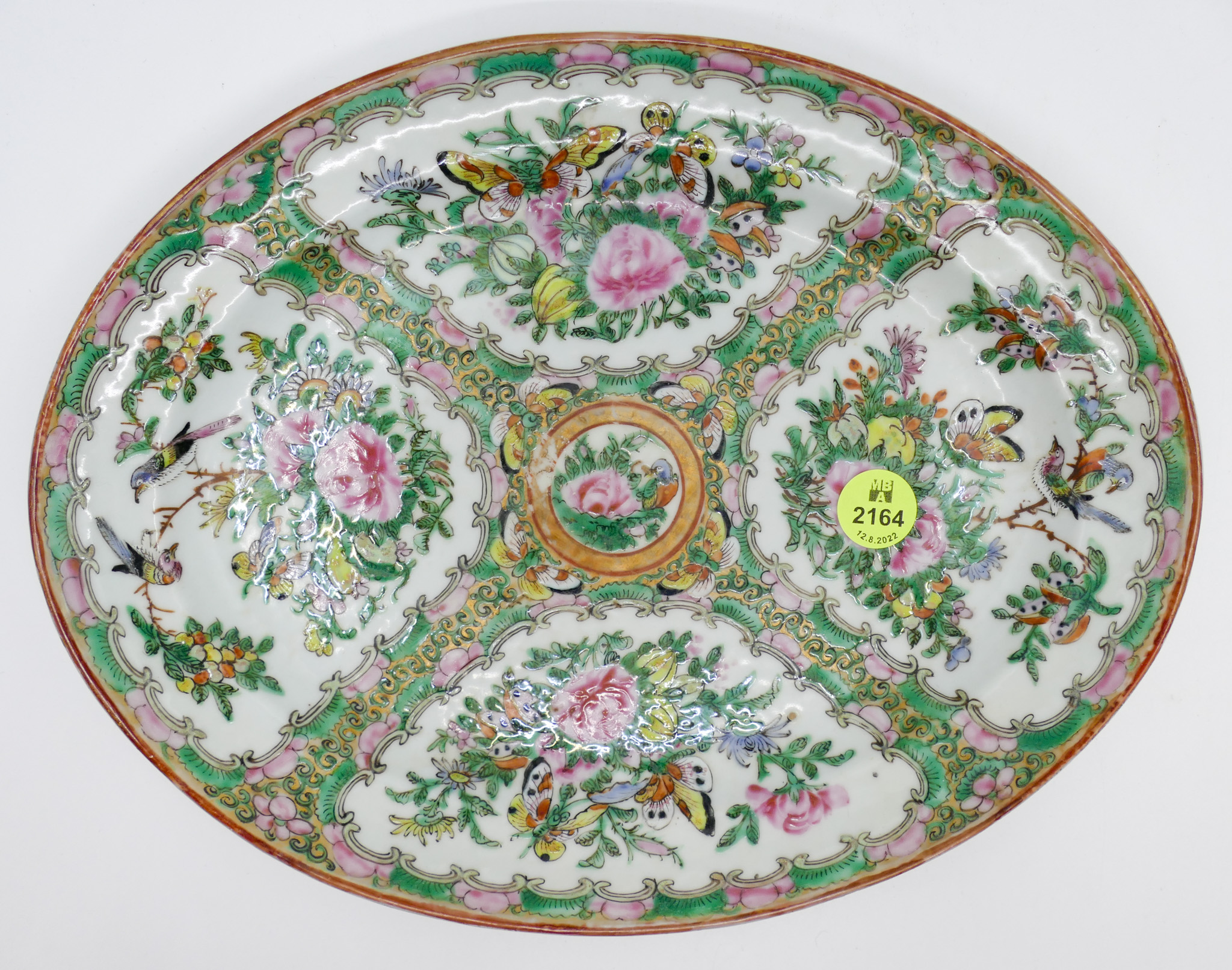 Appraisal: Antique Chinese Rose Medallion Small Platter ''