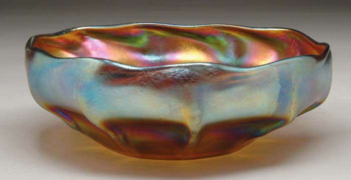 Appraisal: TIFFANY STUDIOS FAVRILE BOWL Very nice large gold Favrile bowl