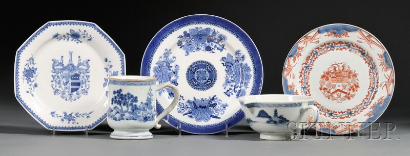 Appraisal: Five Assorted Chinese Export Porcelain Table Items late th early