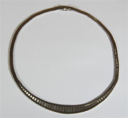 Appraisal: A modern ct white gold necklace of tapering design composed