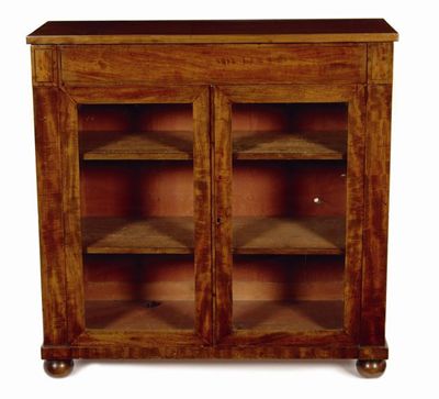 Appraisal: An early Victorian mahogany side cabinet with green stained edging