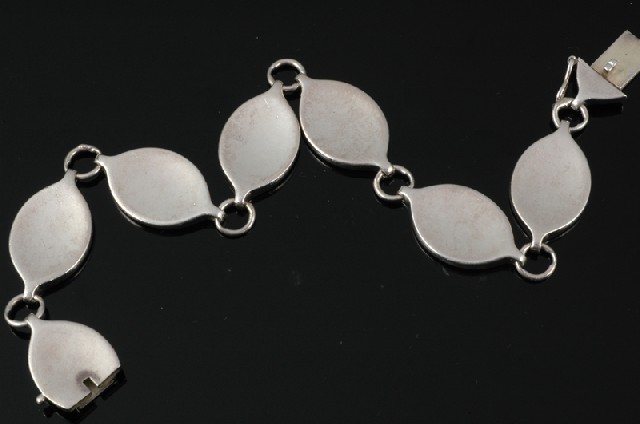 Appraisal: A GEORG JENSEN SILVER BRACELET The sterling silver bracelet of