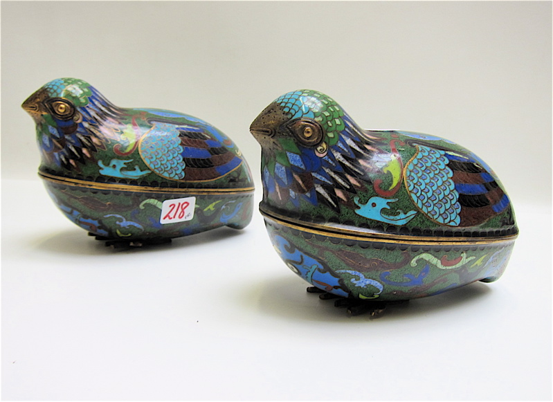 Appraisal: PAIR OF CHINESE CLOISONNE QUAIL BOXES in bird form Height