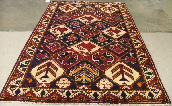 Appraisal: PERSIAN SHIRAZ CARPET Fars Province south central Iran overall panel