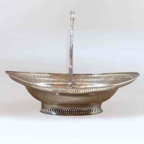 Appraisal: An English George III Sterling Silver Navette-Shaped Cake Basket of