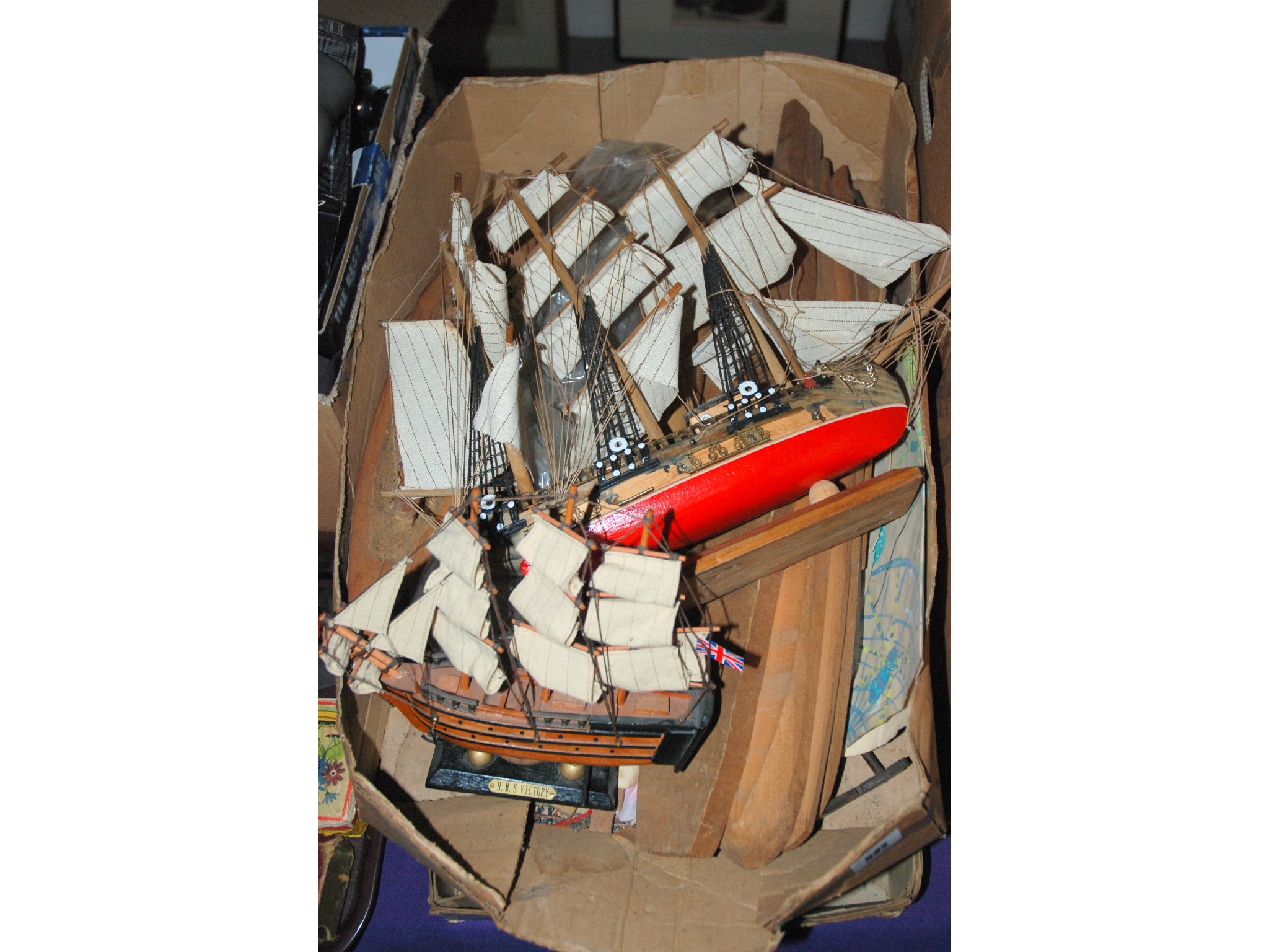 Appraisal: Two boxes of various model ships and hulls