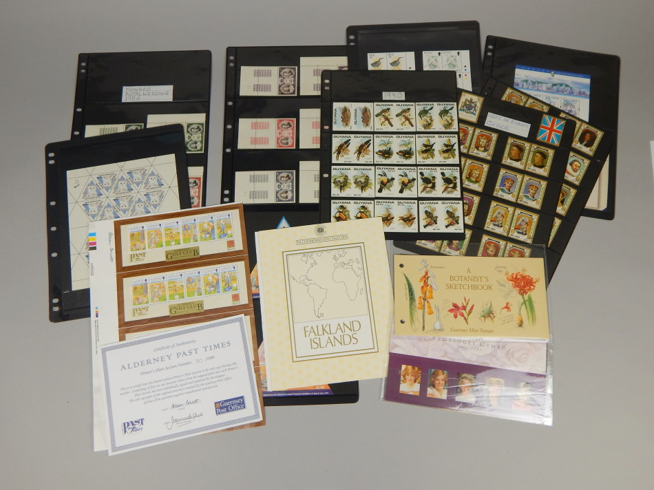 Appraisal: A small mixed group of World stamps to include Monaco