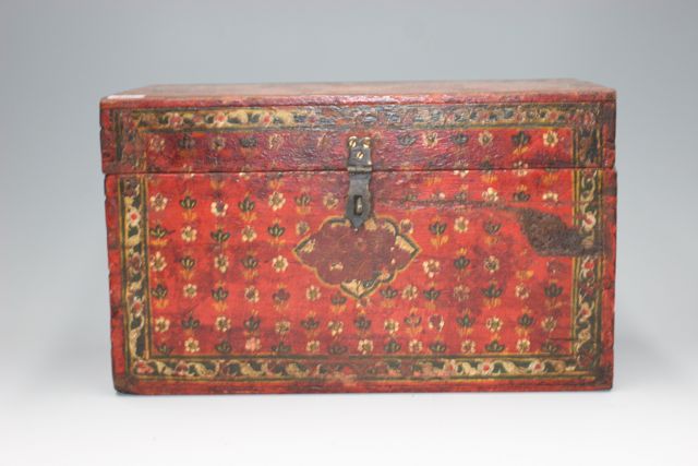 Appraisal: A traditional painted document box for the storage of scrolls