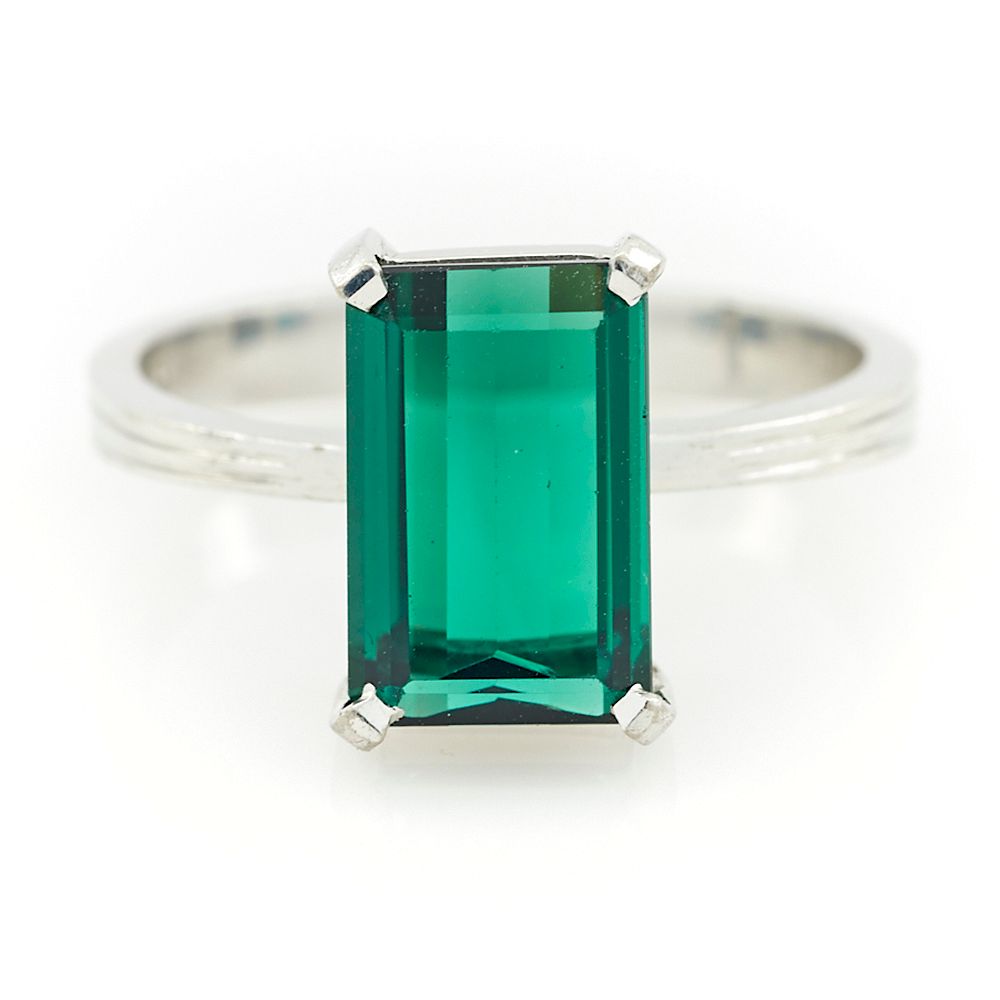 Appraisal: k White gold tourmaline ring k White gold and tourmaline