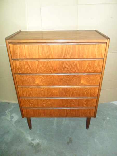 Appraisal: A DANISH TEAK CHEST OF DRAWERS with six long drawers