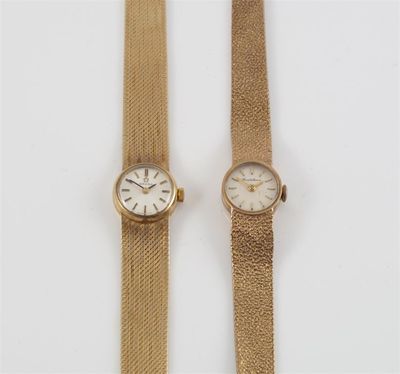 Appraisal: A lady's gold wristwatch by Omega on an integrated gold