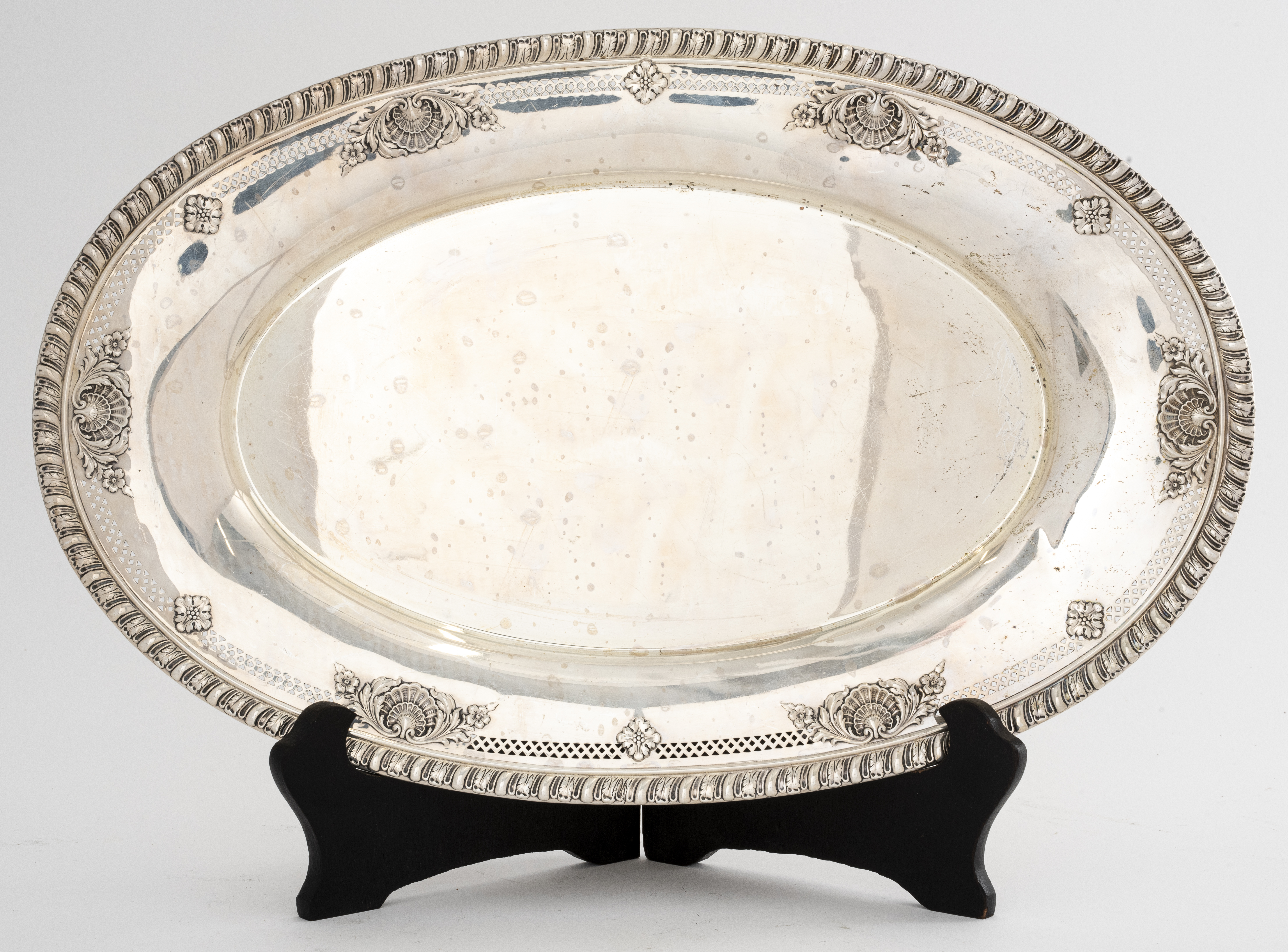 Appraisal: WALLACE STERLING SILVER OVAL PLATTER Wallace sterling silver oval platter