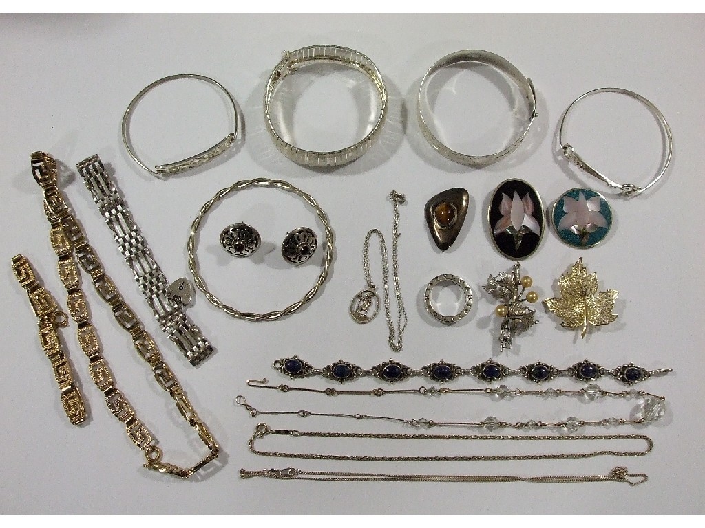 Appraisal: Lot of silver pieces to include gilt Greek key necklace