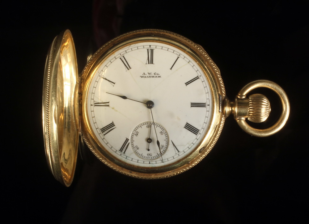 Appraisal: LADY'S PENDANT WATCH - K Yellow Gold Fancy Engraved Sidewinder