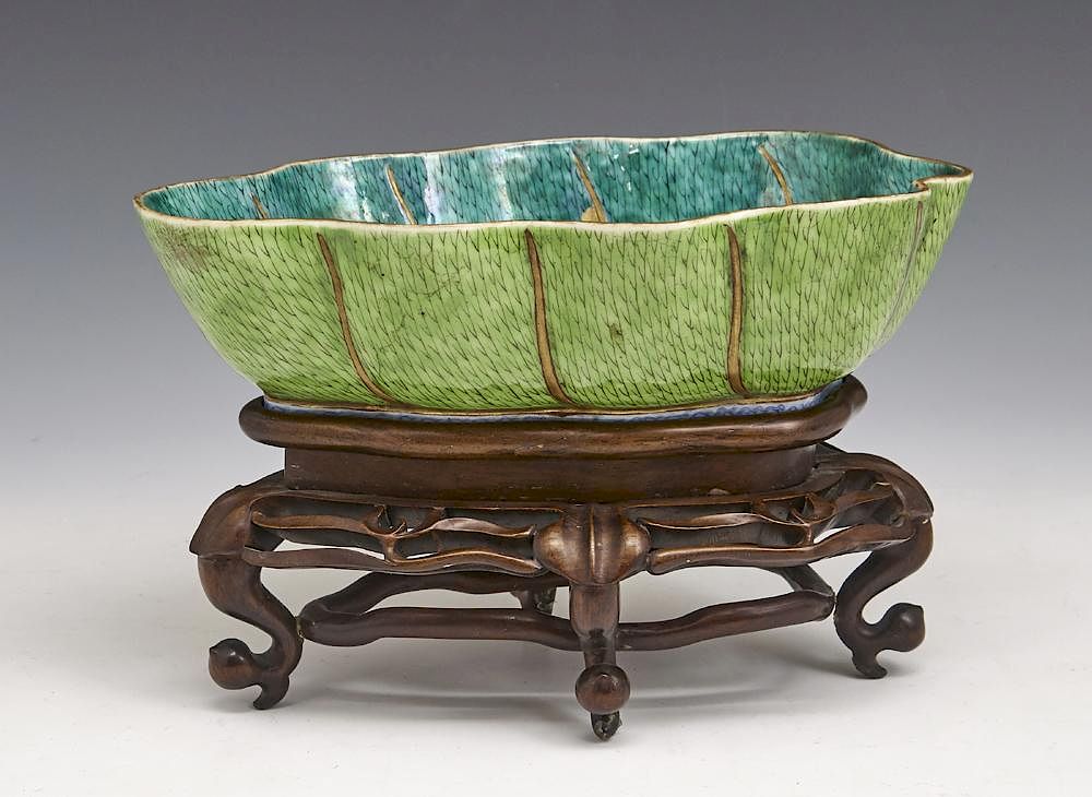 Appraisal: Chinese leaf form bowl on stand l Chinese leaf form