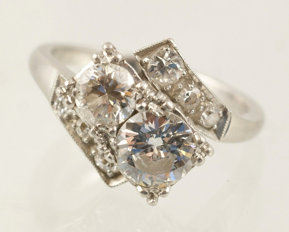 Appraisal: Platinum ladies diamond ring top stones about - pt pts