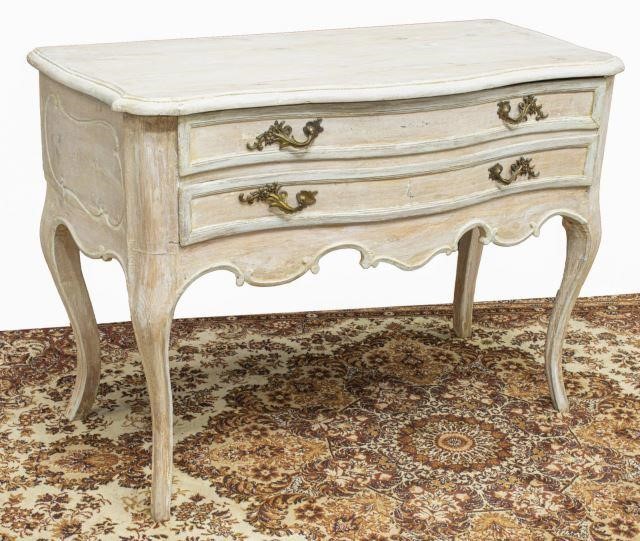 Appraisal: Continental pine commode th th c in a later whitewashed