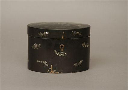 Appraisal: Japanese Export Mother-of-Pearl Inlaid Black Lacquer Tea Caddy