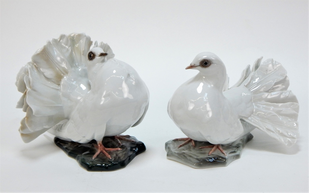 Appraisal: PR ROSENTHAL FRITZ HEIDENREICH PORCELAIN DOVES Germany - Naturalistic doves