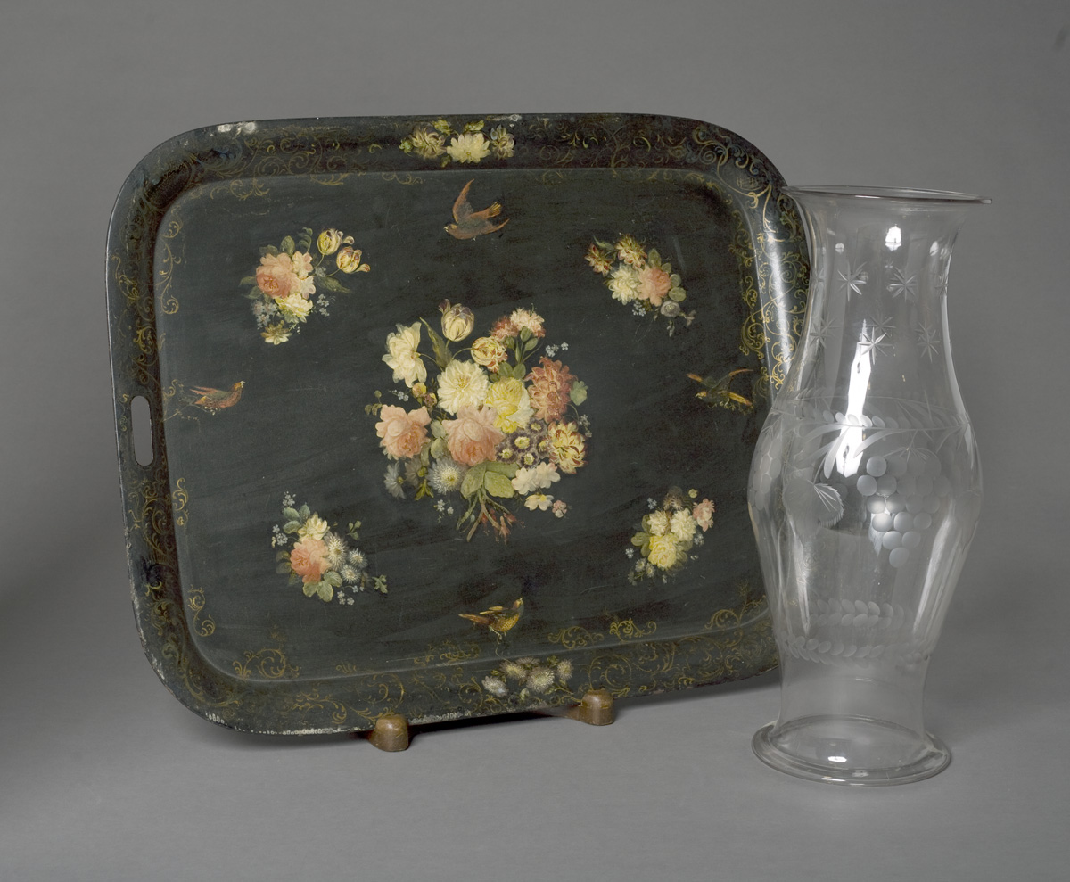 Appraisal: PAINT DECORATED TOLE TRAY WITH BIRDS AND FLORAL DESIGN Length