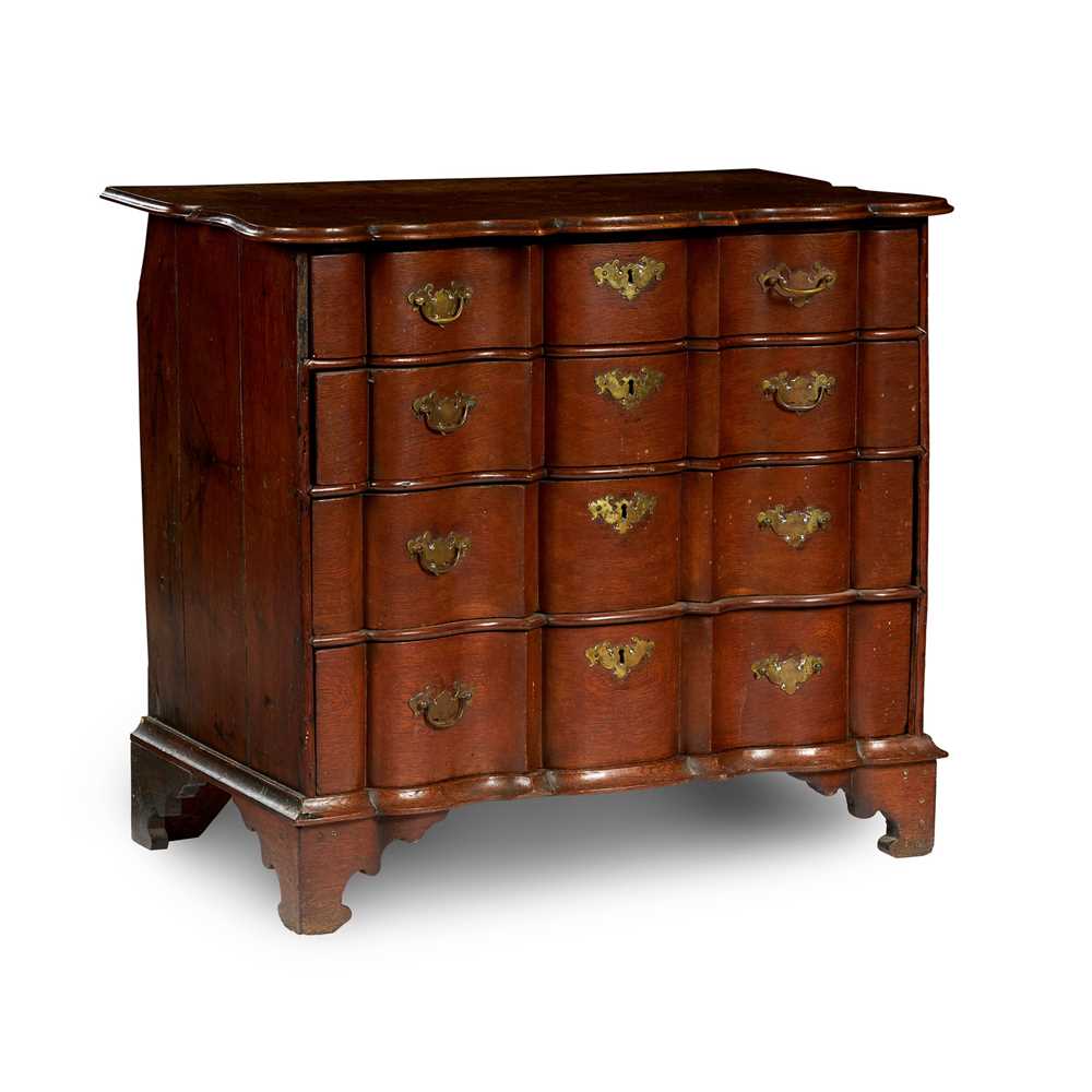 Appraisal: DUTCH OAK CHEST OF DRAWERS TH CENTURY the top with