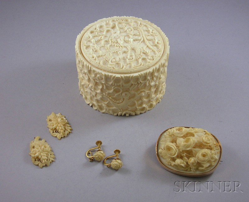 Appraisal: Small Group of Carved Ivory Jewelry Items including a brooch