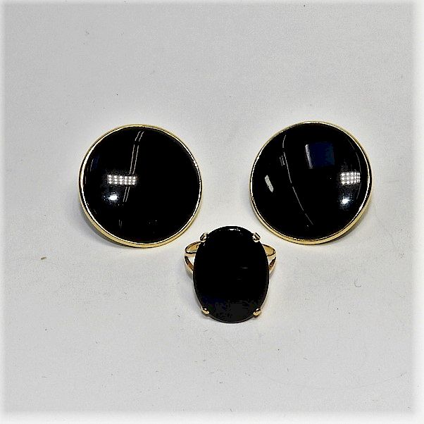 Appraisal: K Gold and Onyx Earring Ring Set th Century Elegant