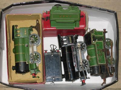 Appraisal: A Hornby clockwork - - tender locomotive Type finished in