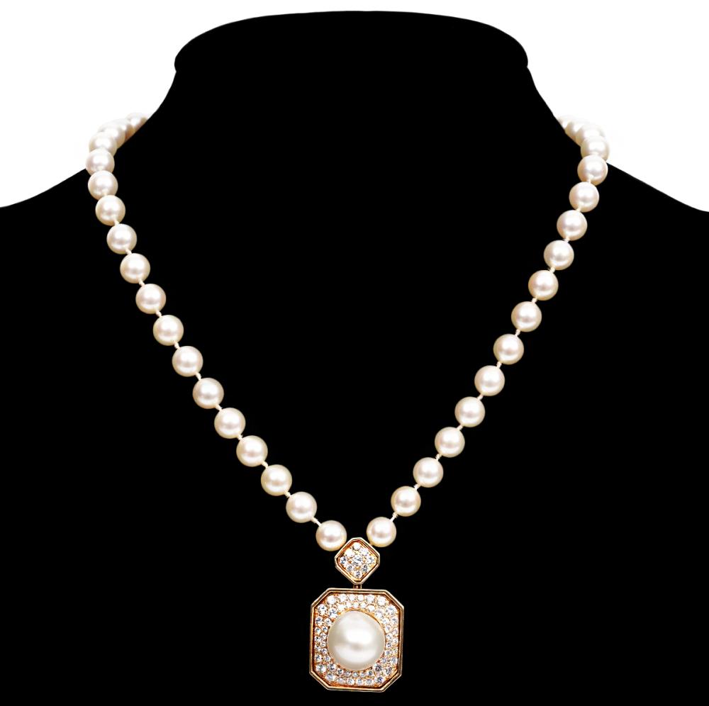 Appraisal: VAN CLEEF ARPELS PAVE DIAMOND PEARL NECKLACEVan Cleef Arpels pave