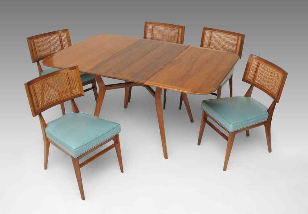 Appraisal: MID CENTURY DINING TABLE AND CHAIRS Splay leg table ''